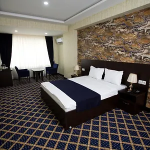 Kristal Otel Bakü